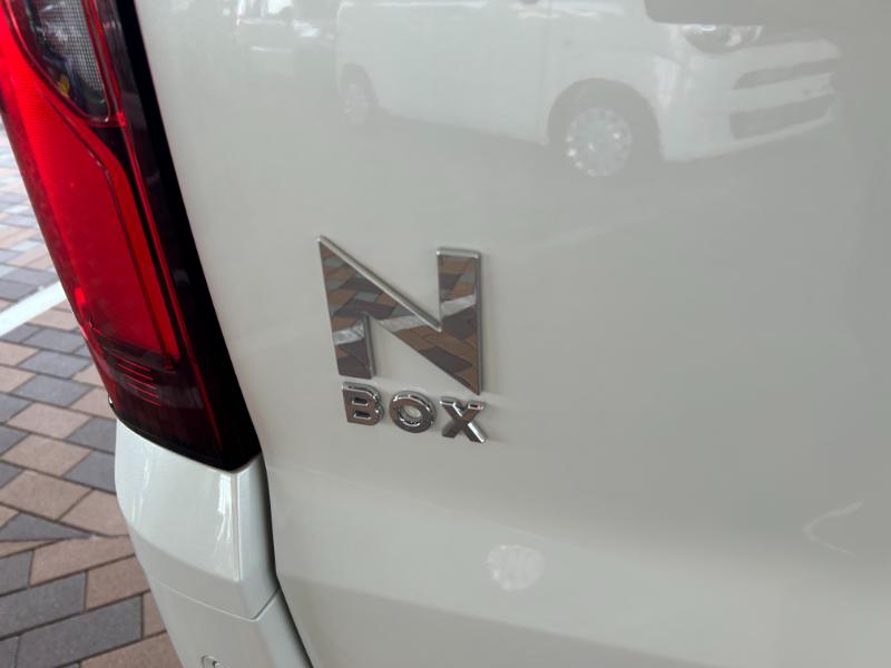 ホンダ N BOX 13枚目